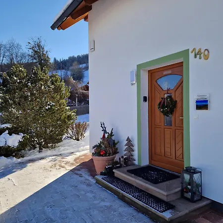 Bergtraeume Apartamento *