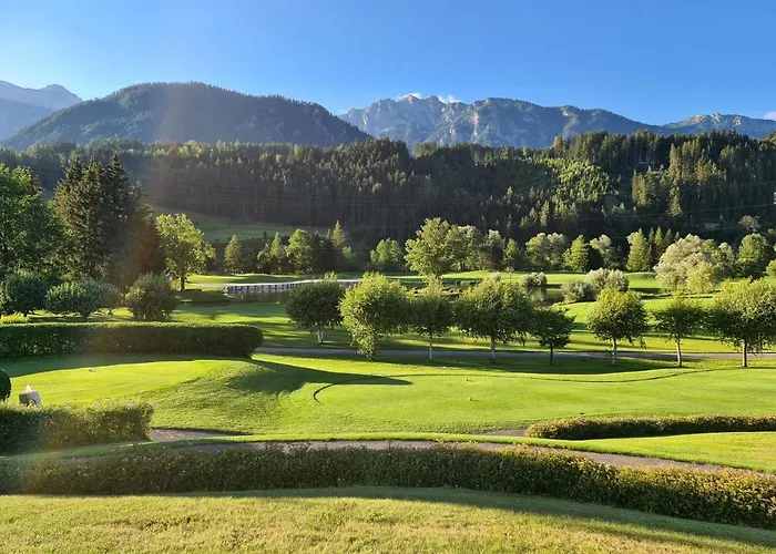 Apartamento Bergtraeume Haus im Ennstal