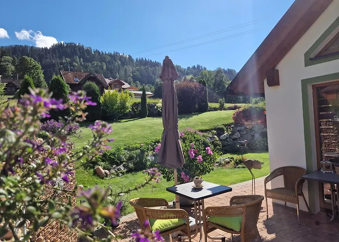 Daire Bergtraeume Haus im Ennstal