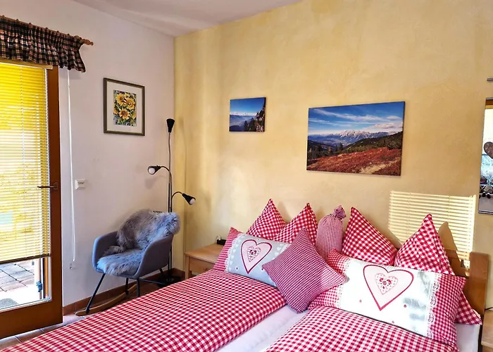 Daire Bergtraeume Haus im Ennstal